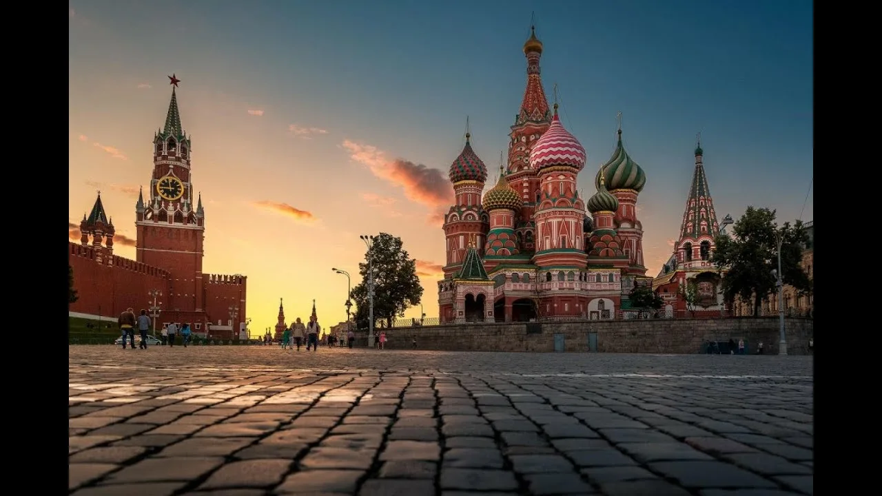 City tour in Moscow and St. Petersburg